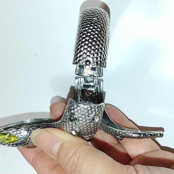 Large snake & lizard bangle ✨ BOGO FREE✨ - Picture 6 of 10